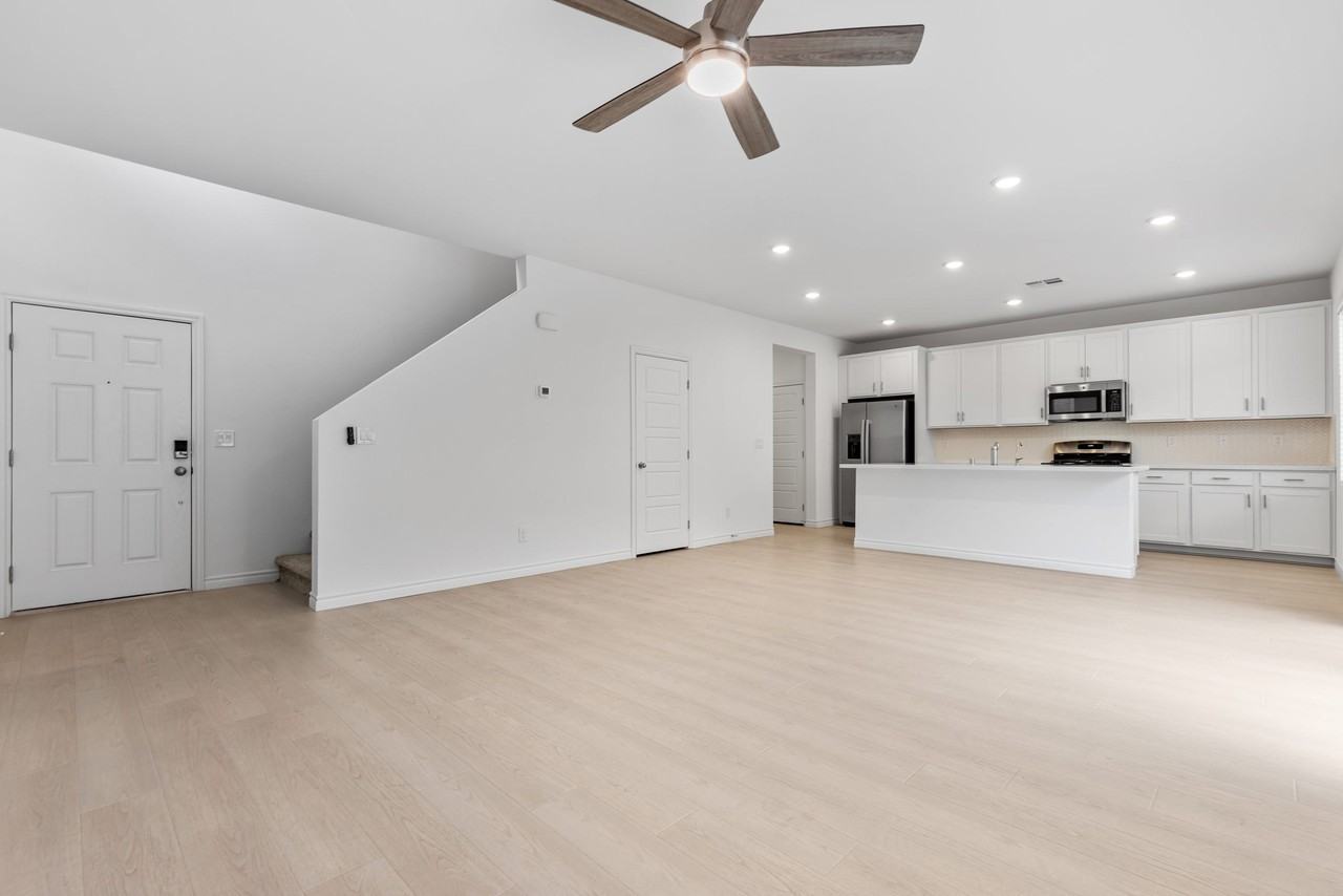 4469 Sawyer Ridge Street #1 - Photo 2 of 21