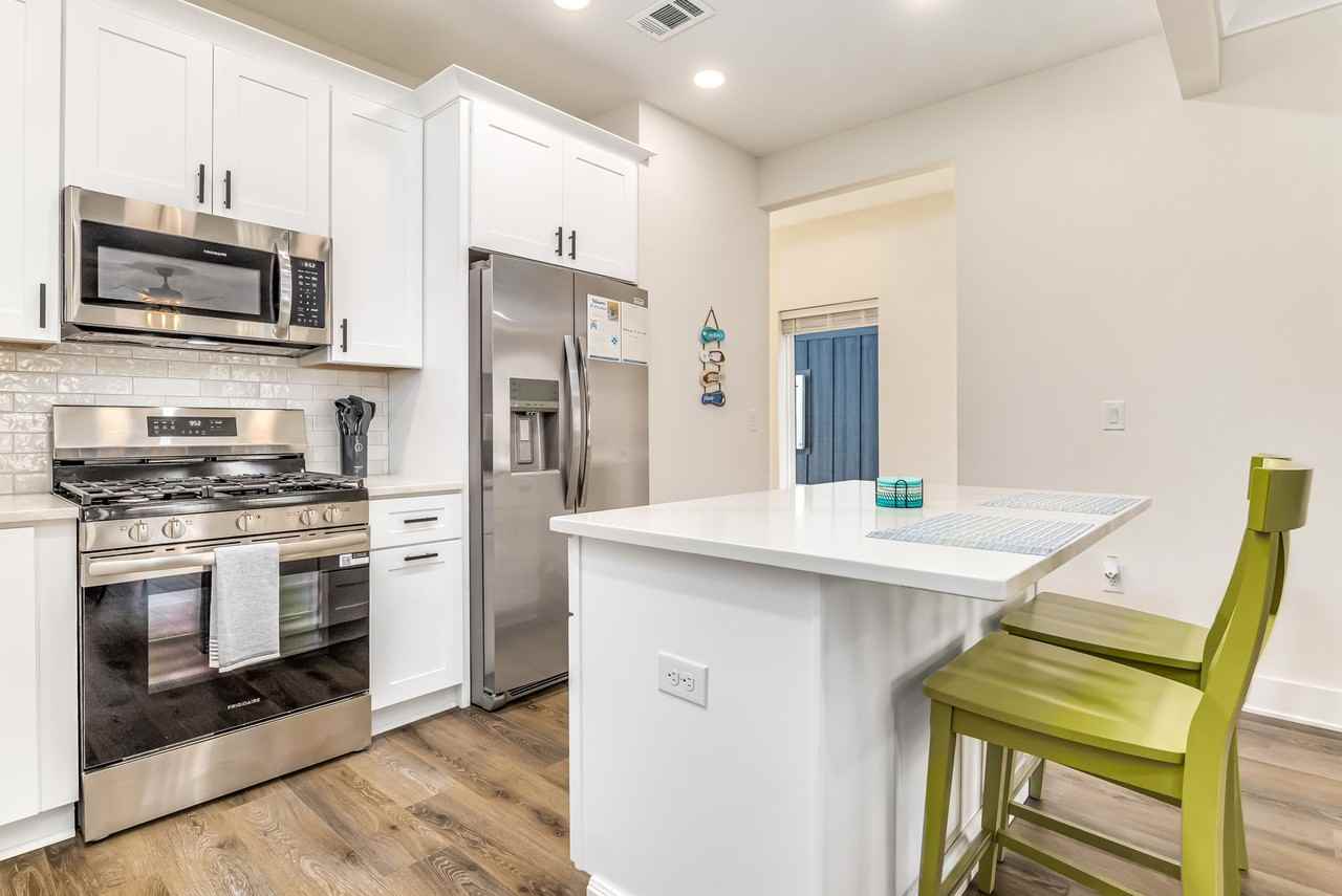 536 North Boulevard #A - Photo 6 of 25