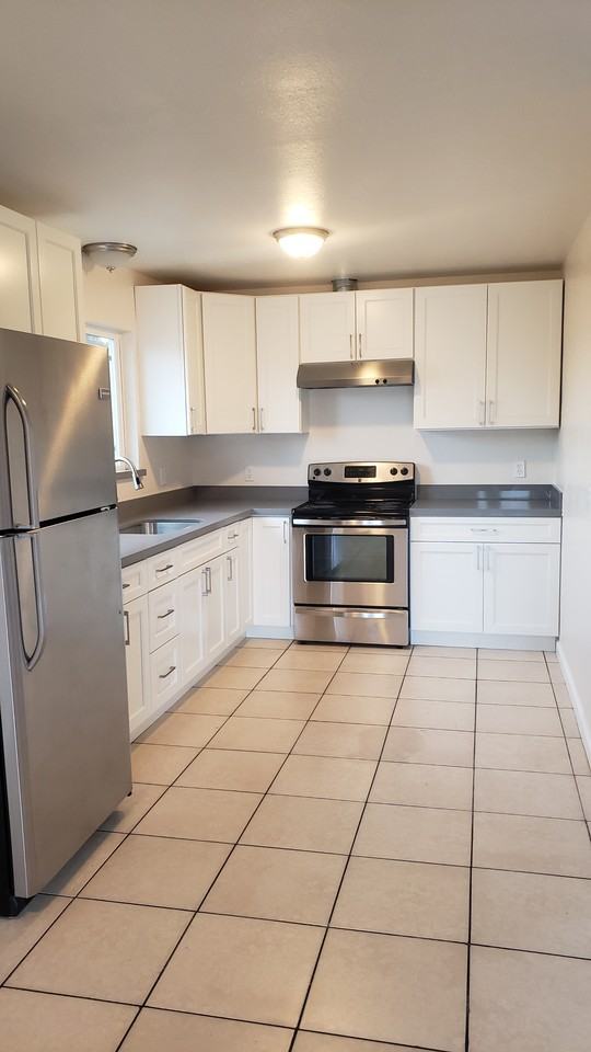 7449 Weld St #B - Photo 3 of 8