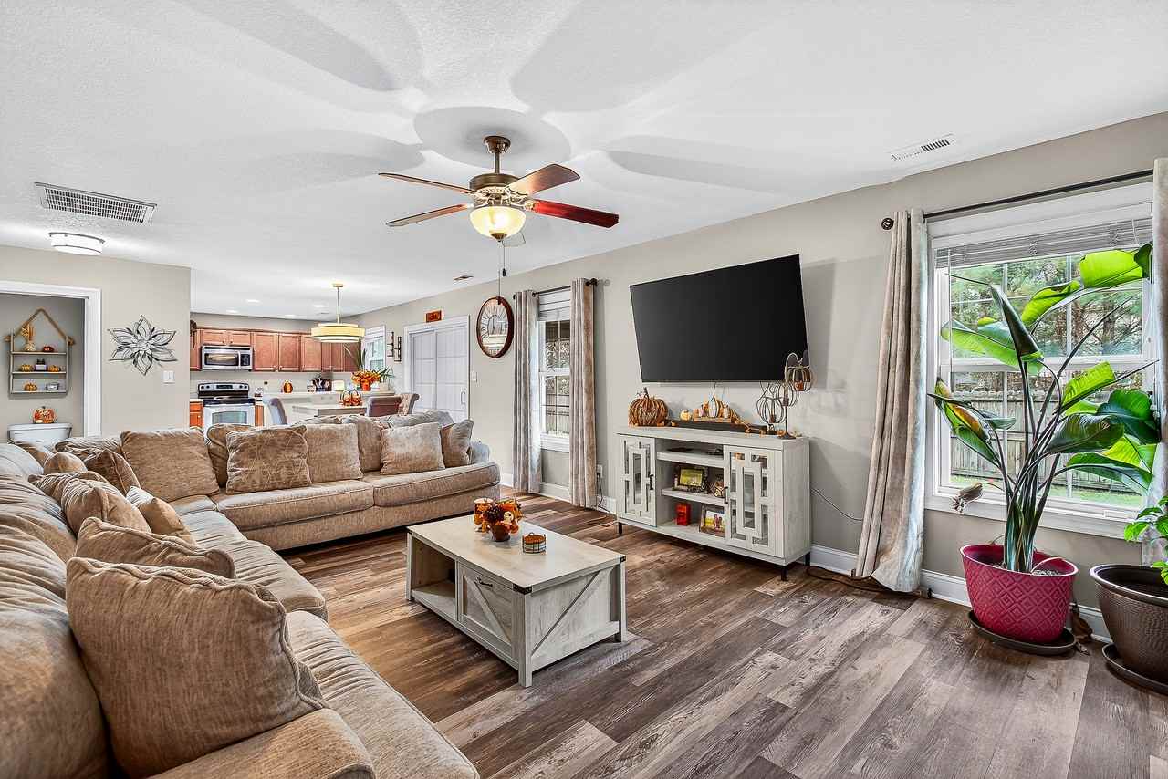 307 Brunswick Drive #1 - Photo 4 of 20