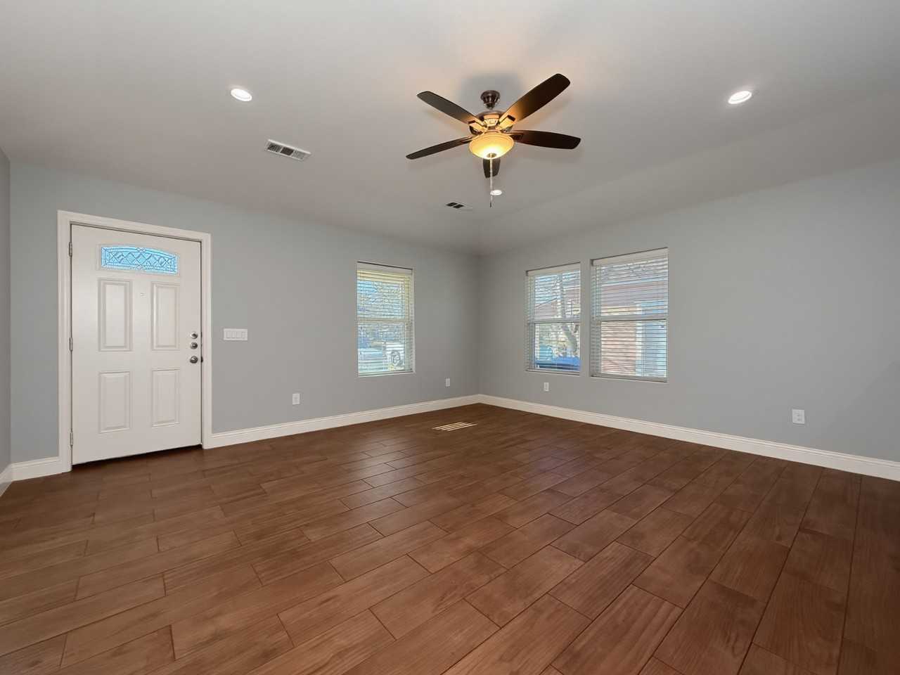 115 Munson Street #1 - Photo 3 of 20