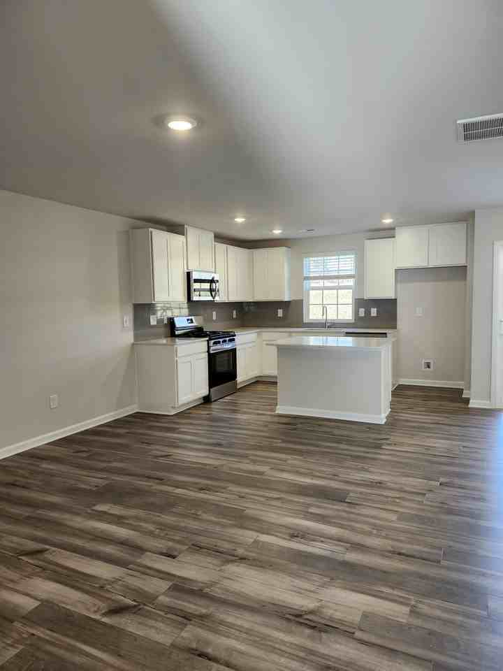 818 Powder Branch Drive - 1 #1 - Photo 2 of 15