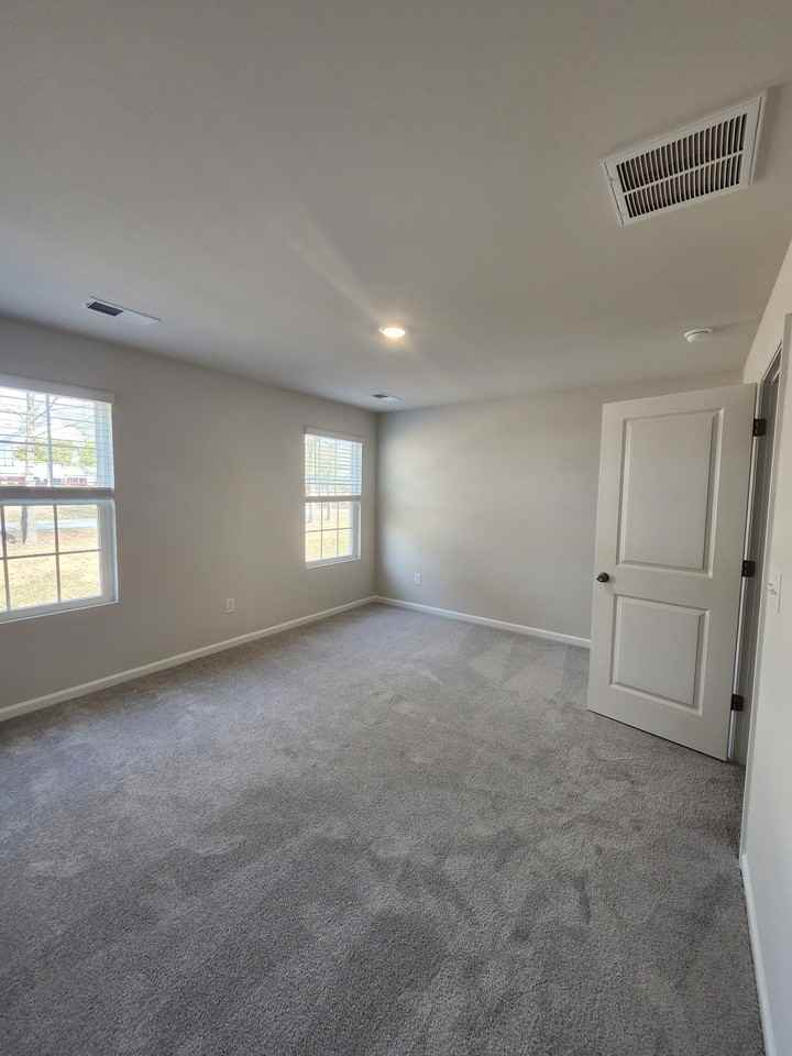 818 Powder Branch Drive - 1 #1 - Photo 7 of 15