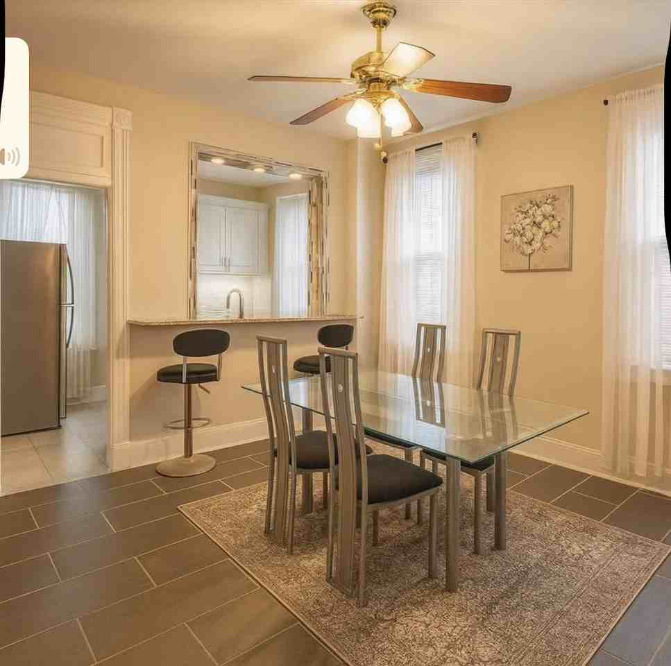 1122 Columbia Rd Nw #F2C - Photo 5 of 7