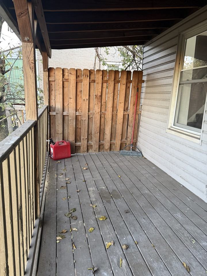 901 Cliff Street #1 - Photo 4 of 10