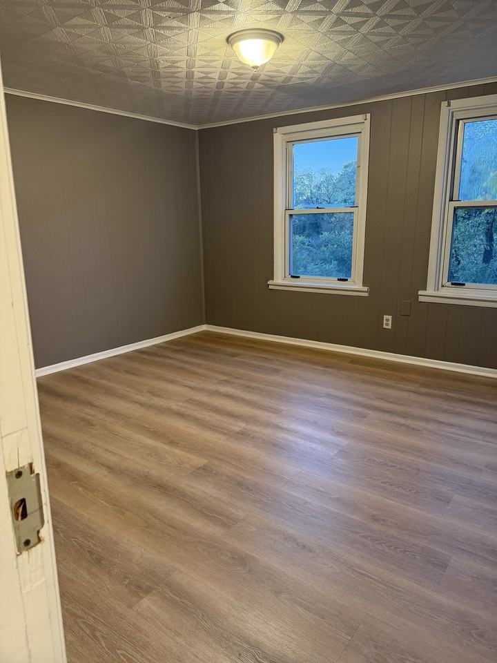 901 Cliff Street #1 - Photo 6 of 10