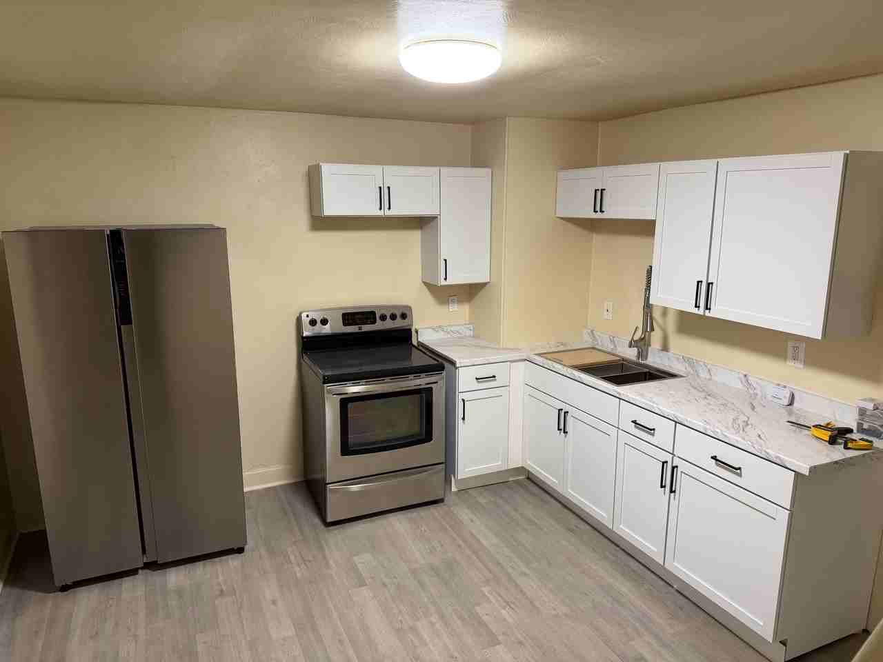 903 Cliff Street #1 - Photo 3 of 8