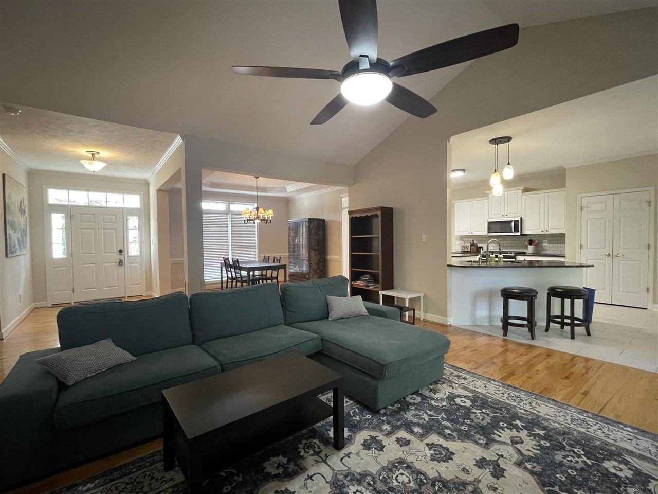 11 Hialeah Pl #1 - Photo 6 of 28