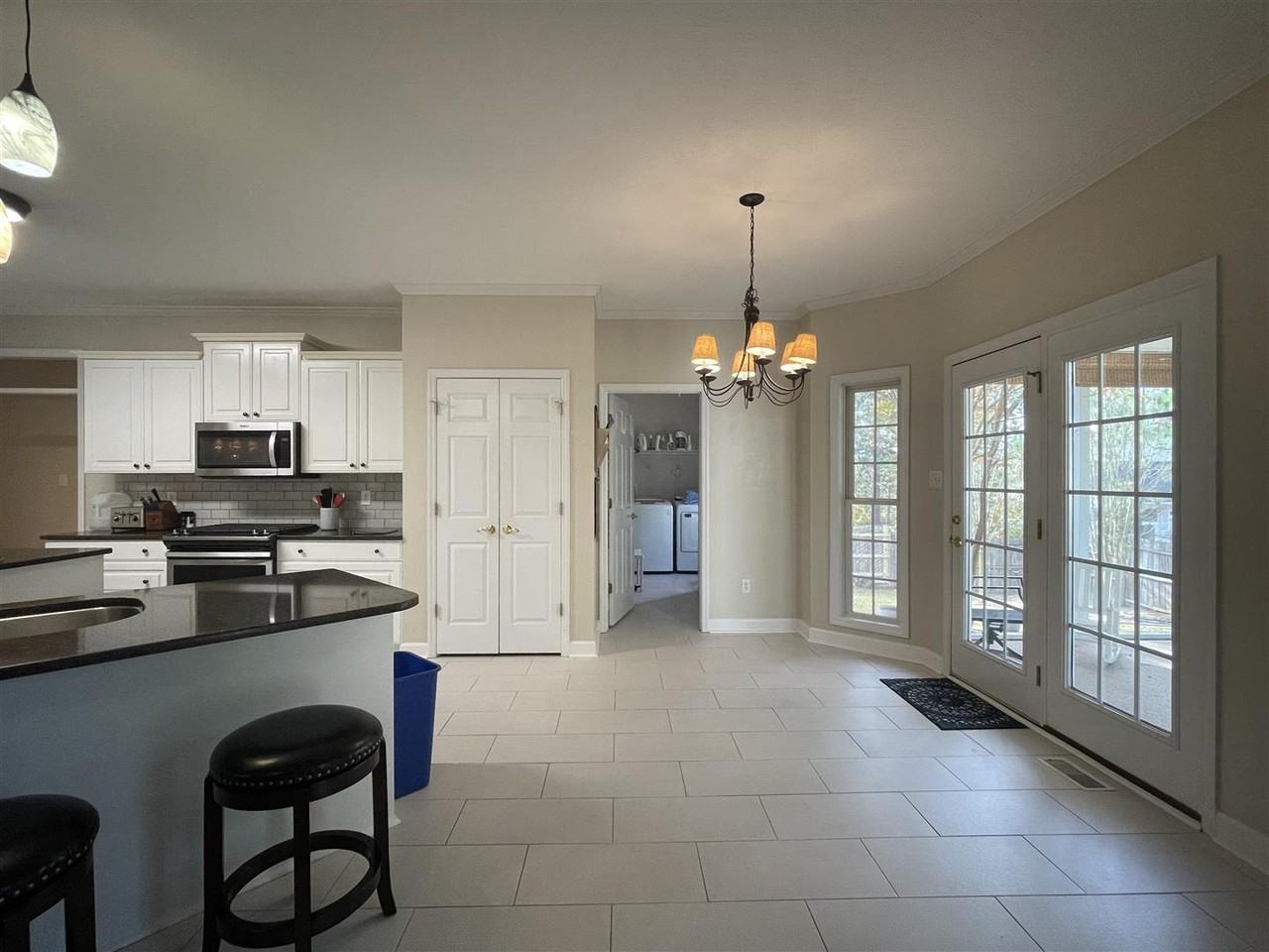 11 Hialeah Pl #1 - Photo 7 of 28