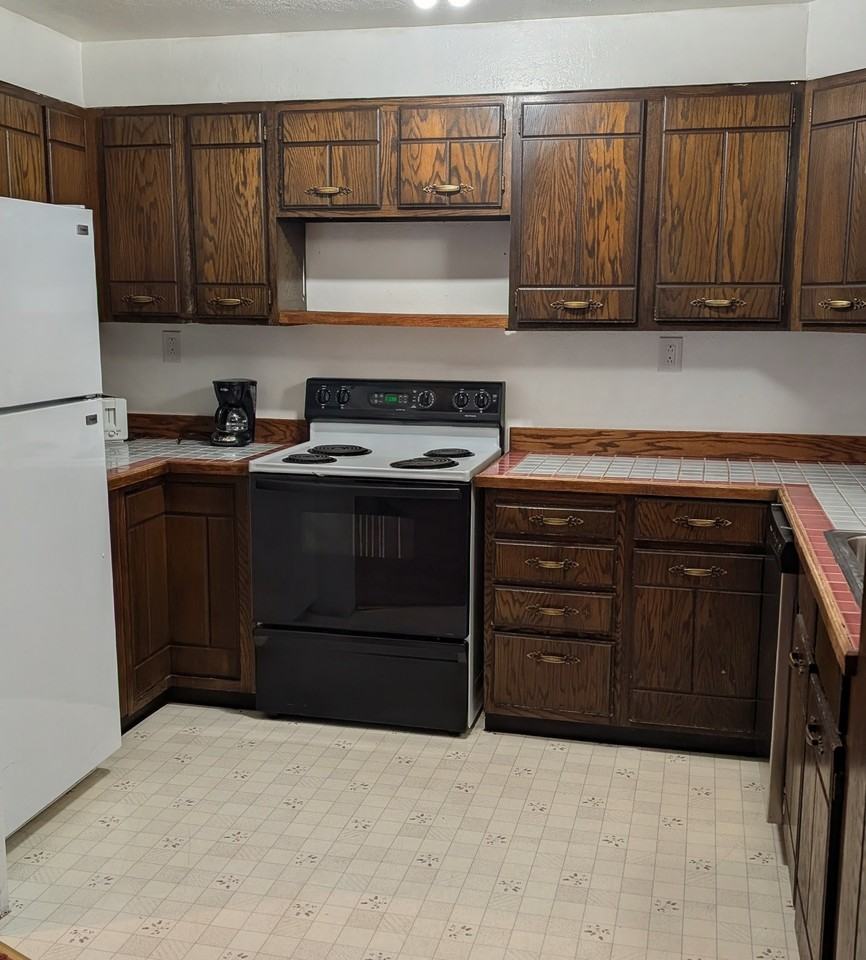 608 Ridgecrest Drive #2 - Photo 4 of 14