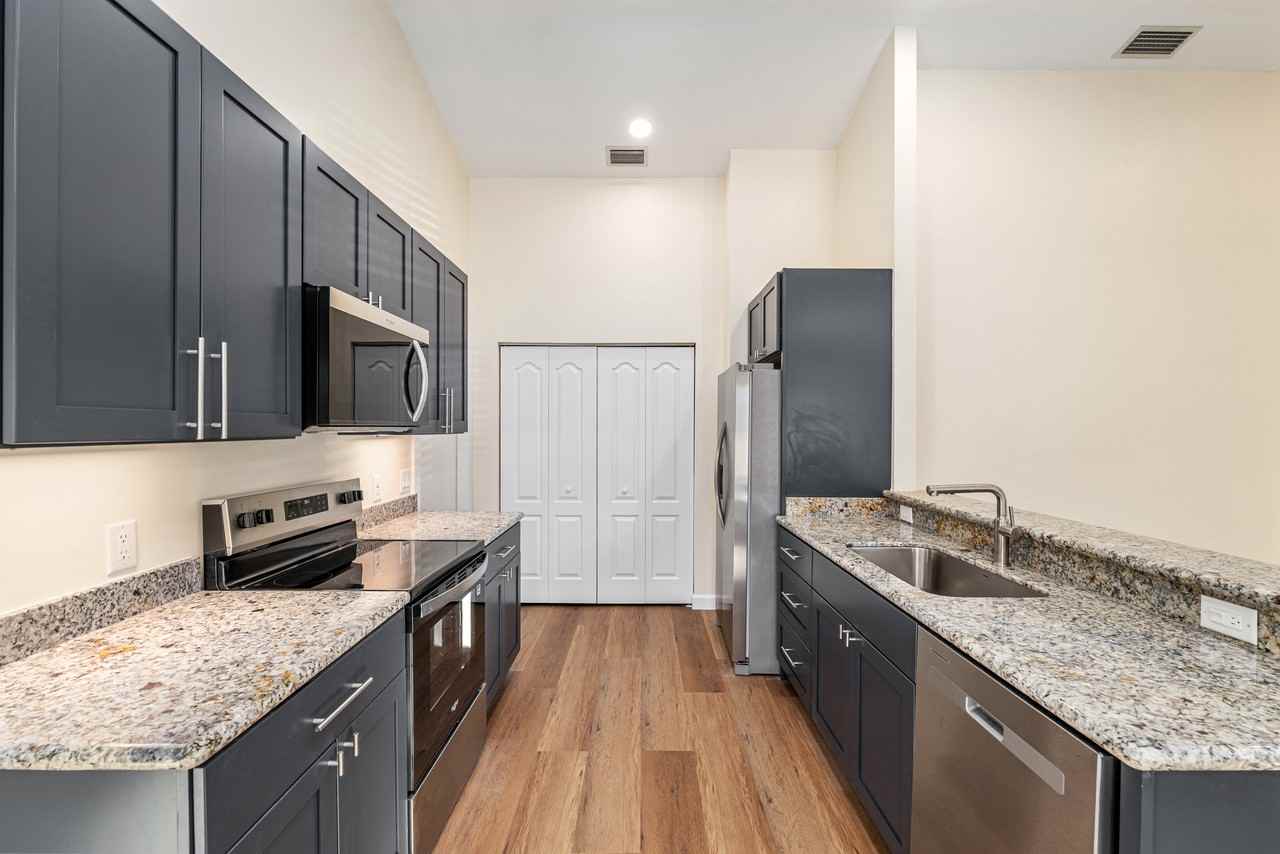 6523 Northwest 109th Place #A - Photo 6 of 34