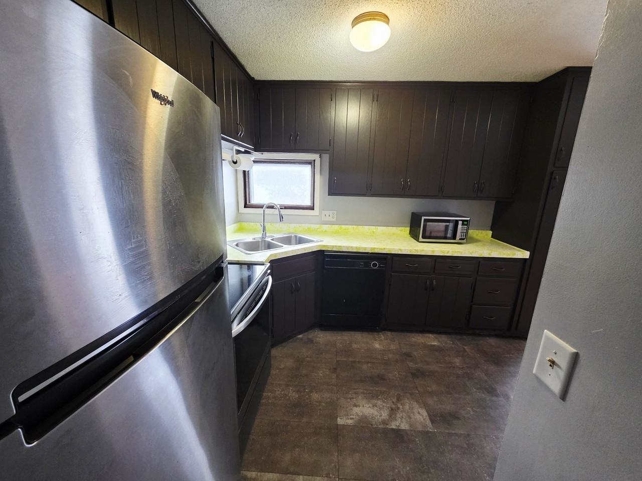 8425 Brunswick Ave N #1 - Photo 5 of 18