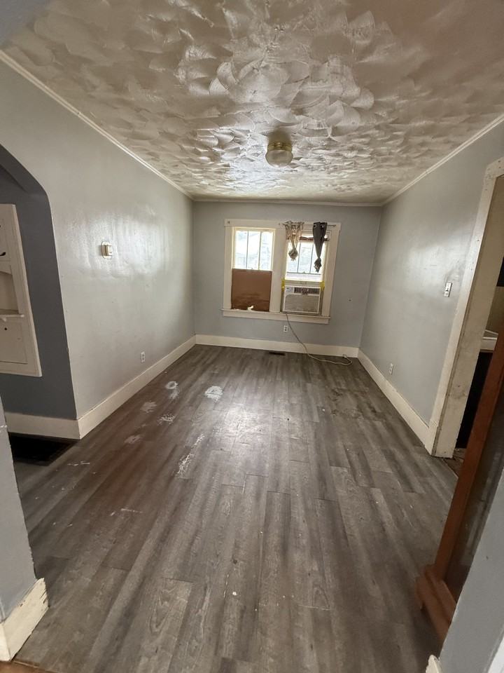 1512 N Walnut Grove Ave #1 - Photo 4 of 14