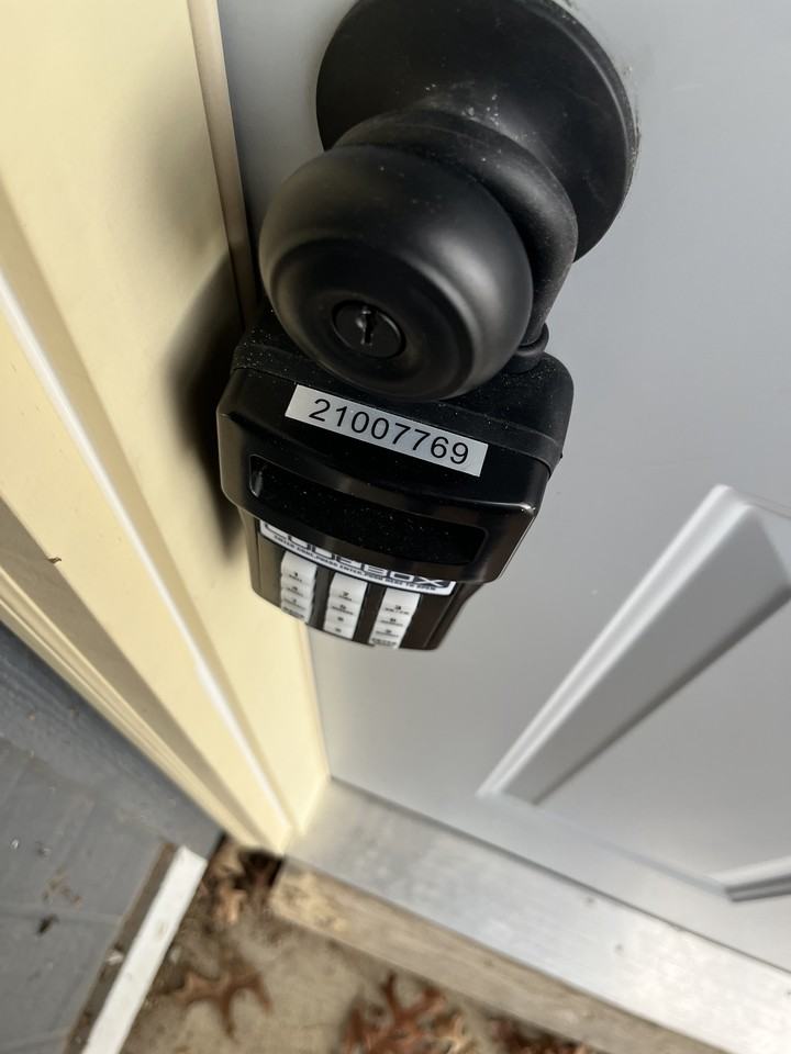 708 Ne Ball Dr #D - Photo 3 of 18