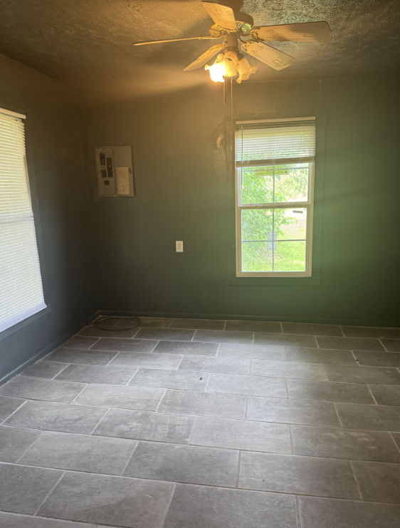 105 Shannon St #1 - Photo 3 of 6