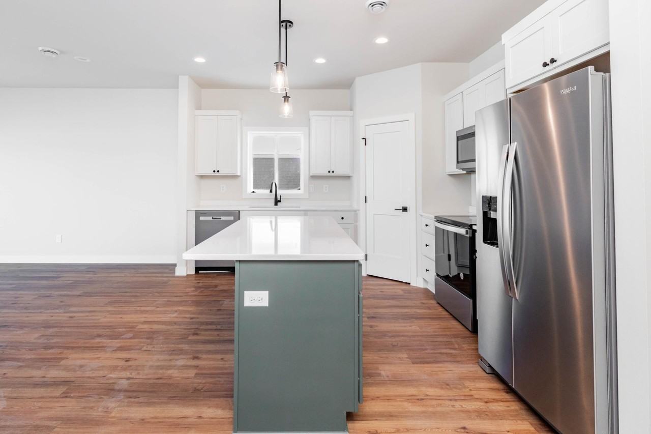 6767 66th Ave S #1 - Photo 3 of 11