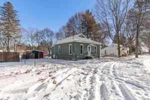 featured image of 210 New Street #1