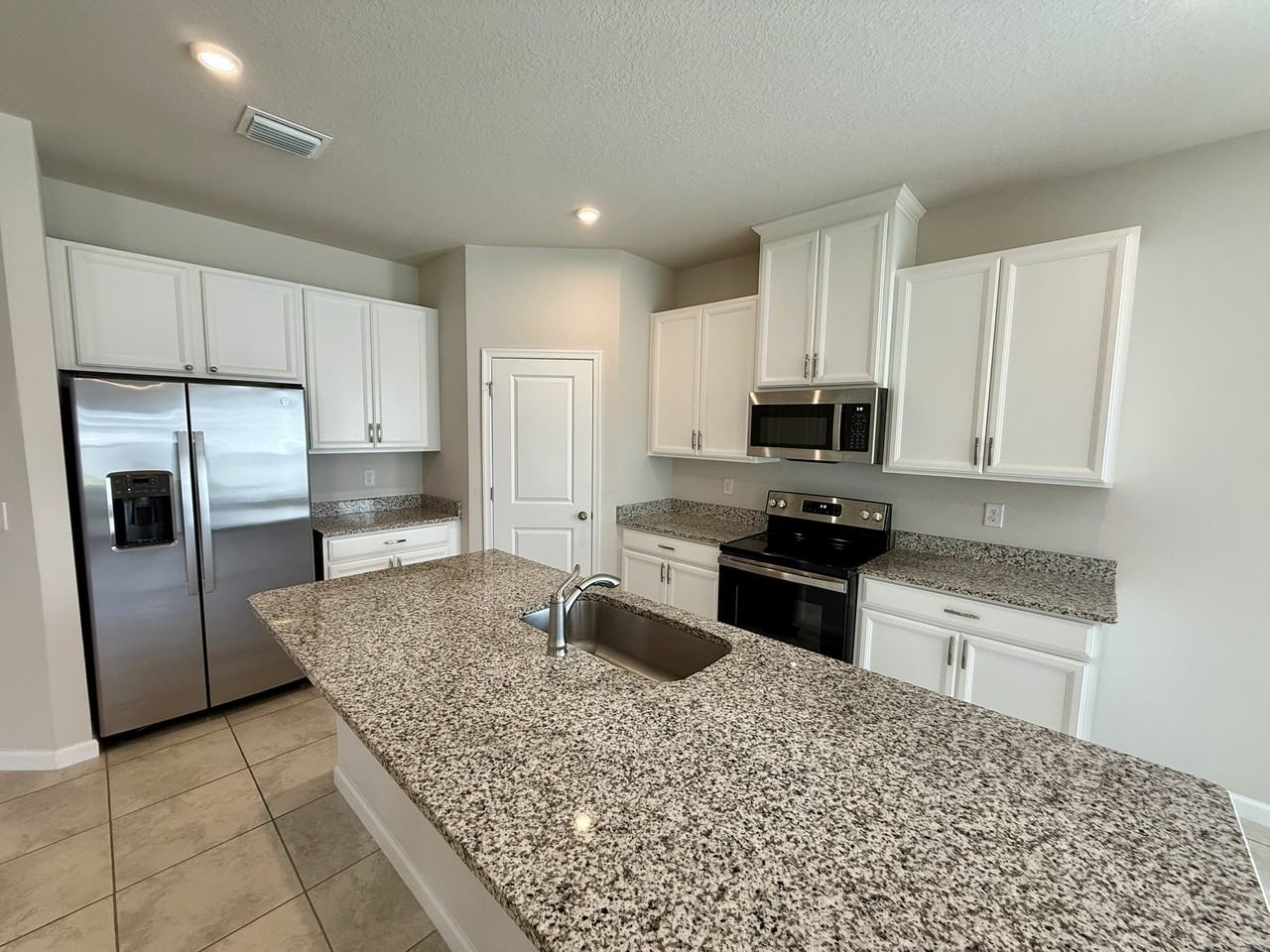 5576 Vigo Loop #1 - Photo 4 of 19