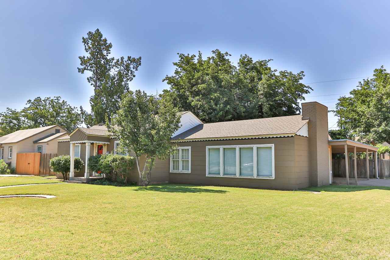 2517 33rd Street - Photo 7 of 50