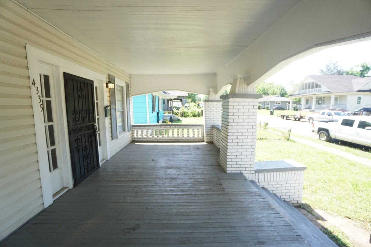 4335 Jackson St #1 - Photo 3 of 21