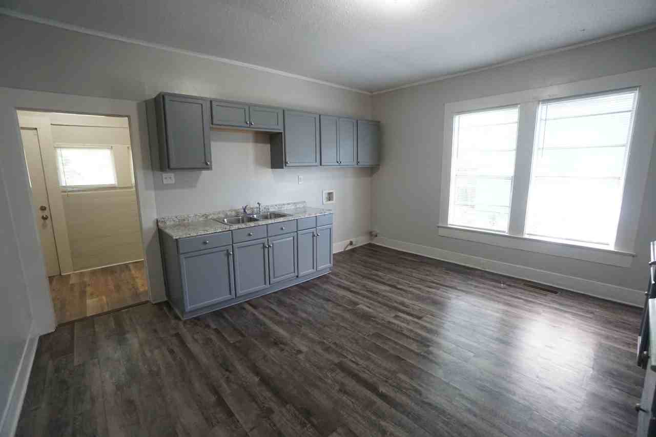 4335 Jackson St #1 - Photo 5 of 21