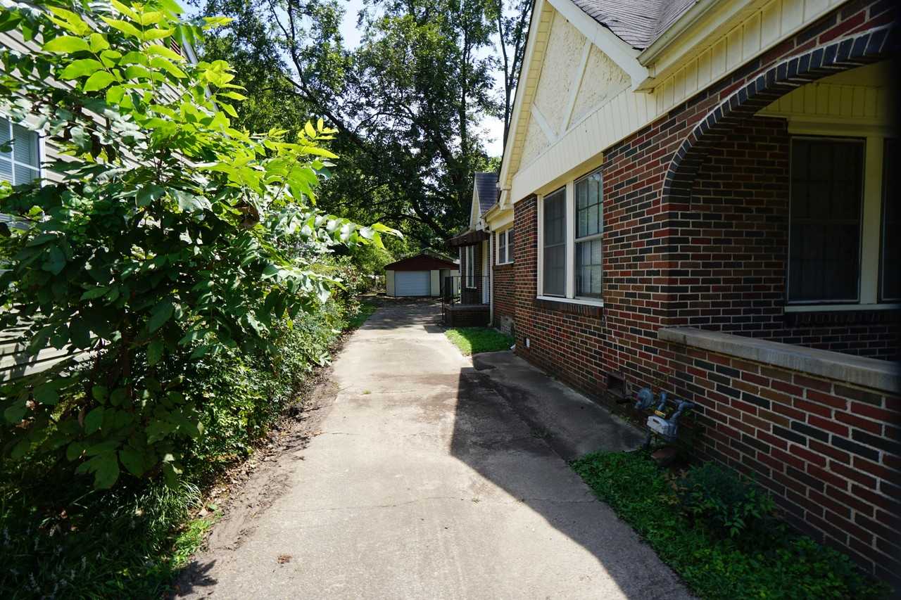 7223 1st Avenue South #1 - Photo 3 of 40