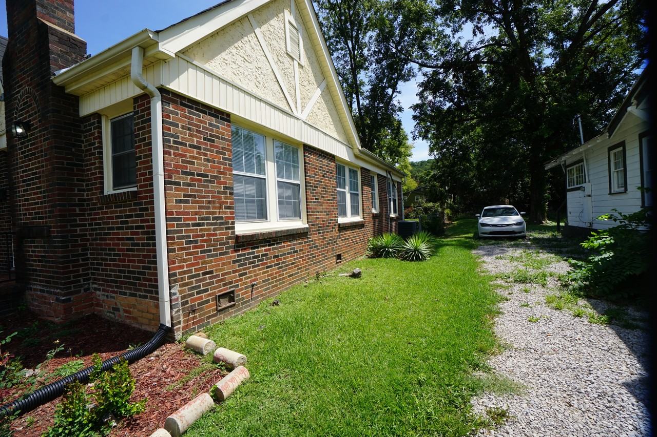 7223 1st Avenue South #1 - Photo 4 of 40