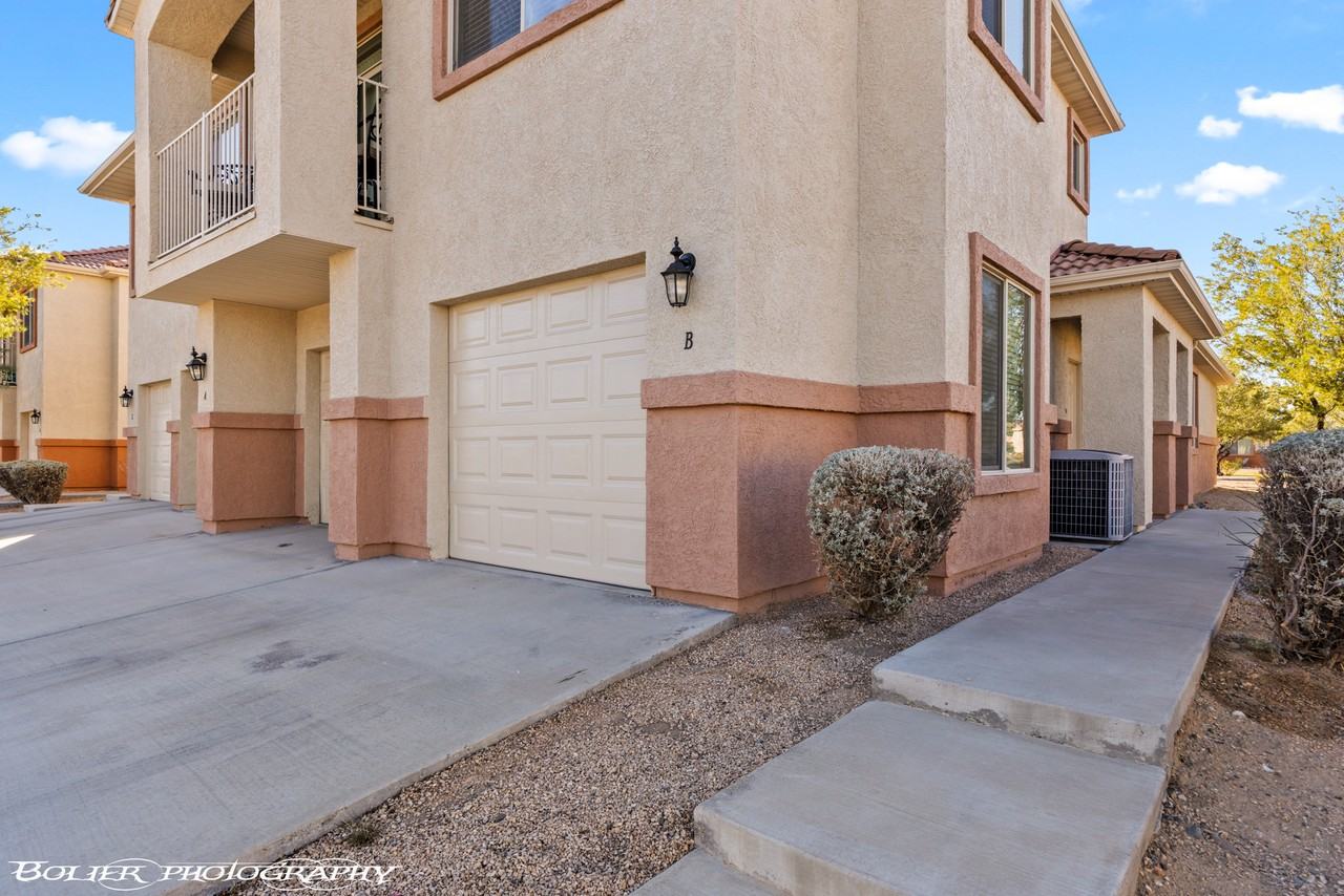 95 Shade Tree Ln #1 - Photo 3 of 31