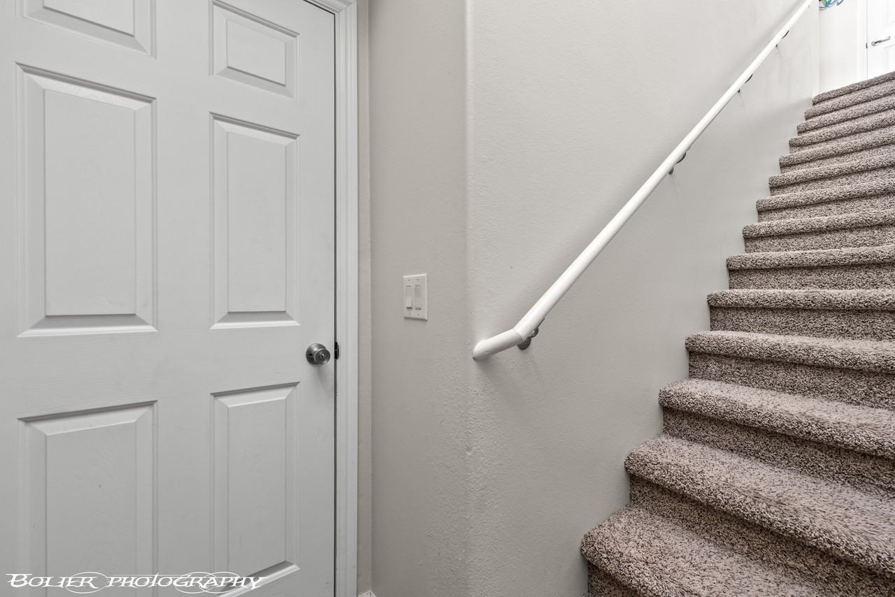 95 Shade Tree Ln #1 - Photo 7 of 31