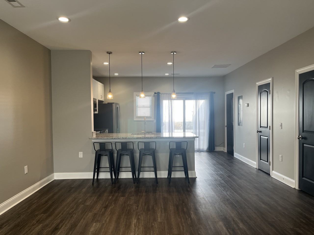 77 Emanuel Court #1 - Photo 5 of 50