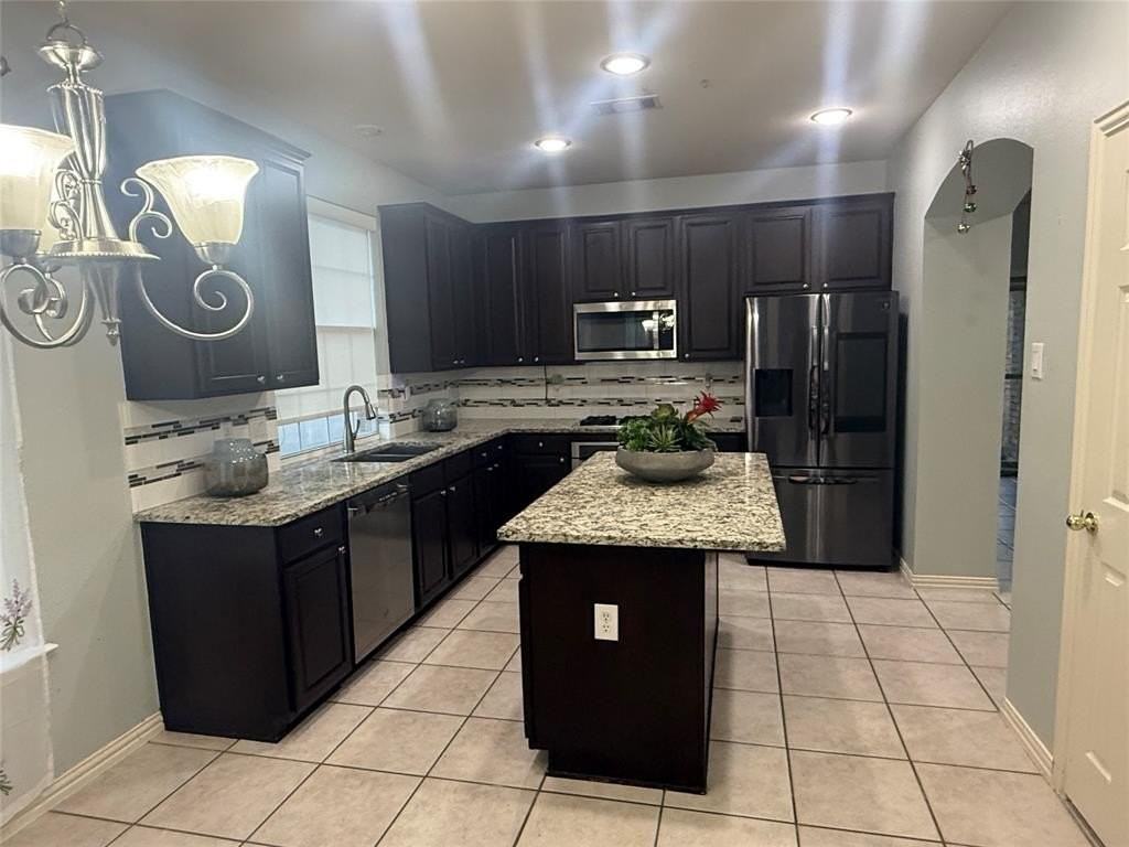 3517 Tanyard Ct - Photo 2 of 32