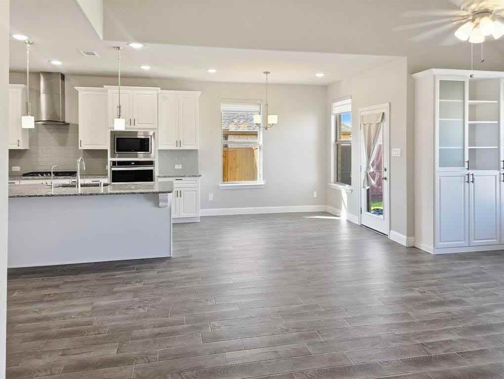 3218 Amber Waves Ln - Photo 5 of 27