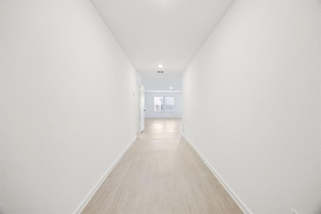 11550 Gammon Ave - Photo 3 of 29