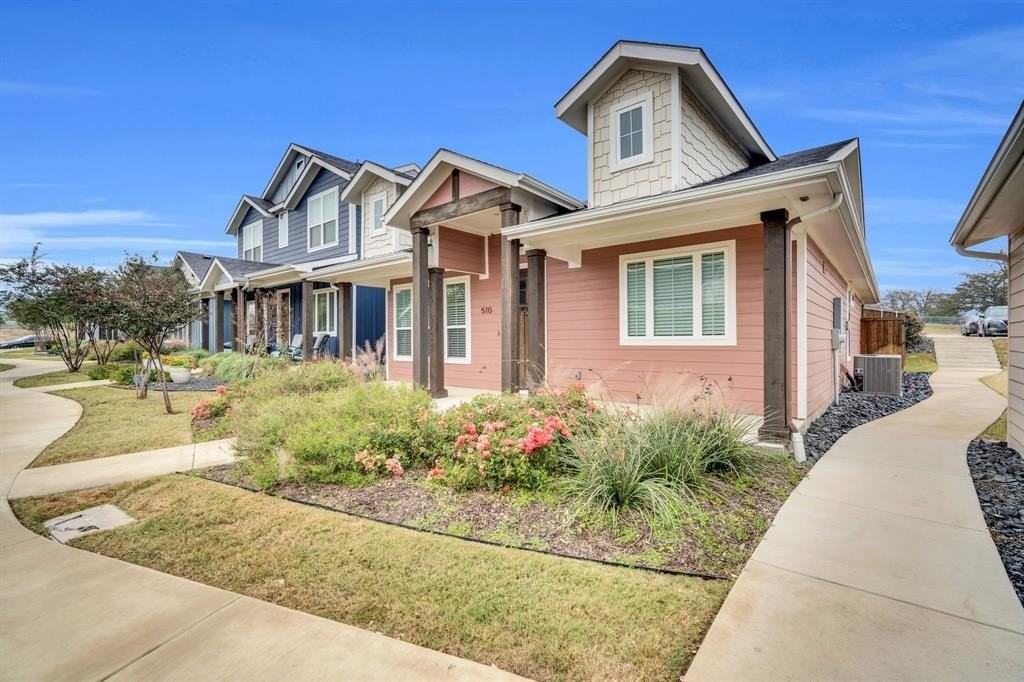 510 Woodside Trl - Photo 2 of 25