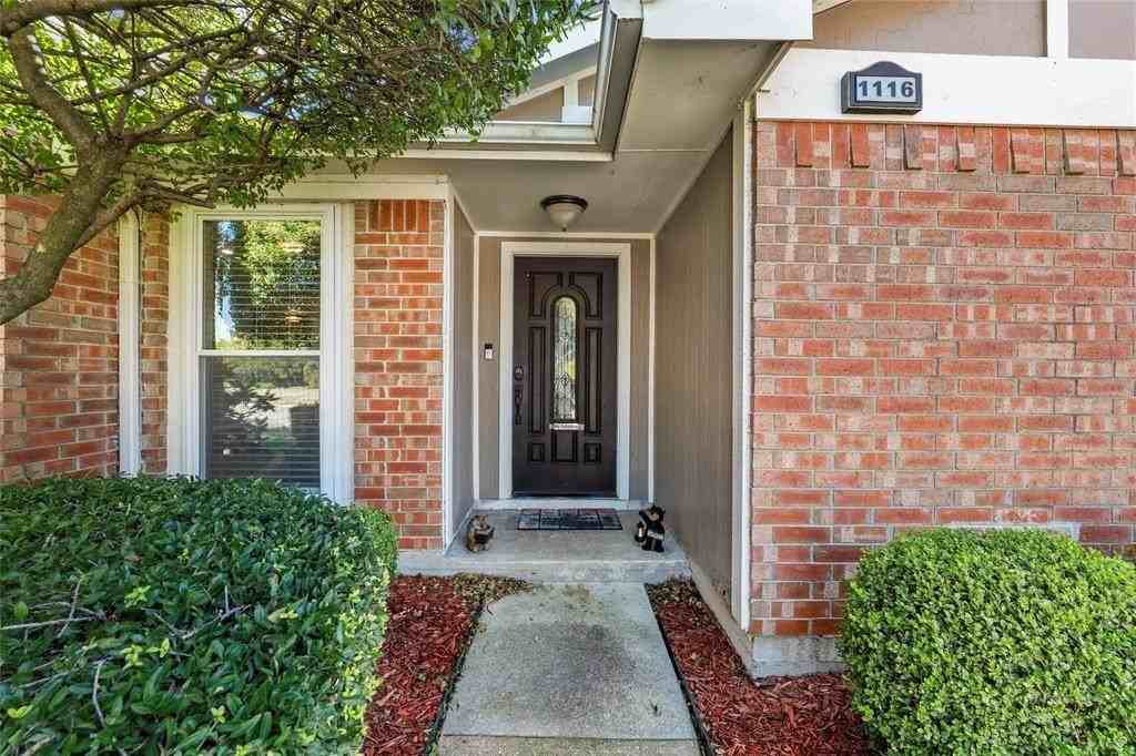 1116 Seabrook Drive - Photo 3 of 26