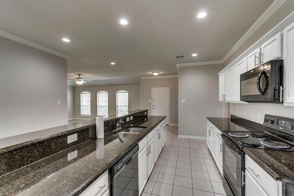 535 Cottonview Dr - Photo 7 of 40