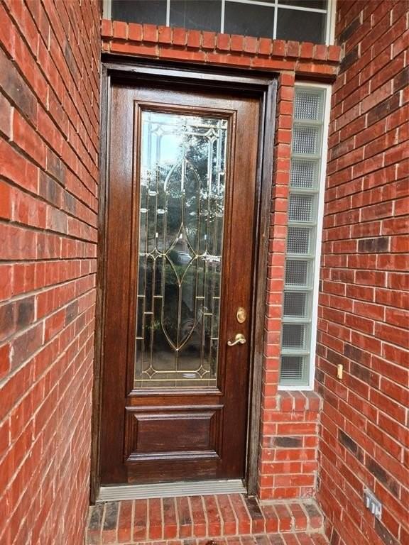 7700 Heather Ridge Ct - Photo 4 of 21