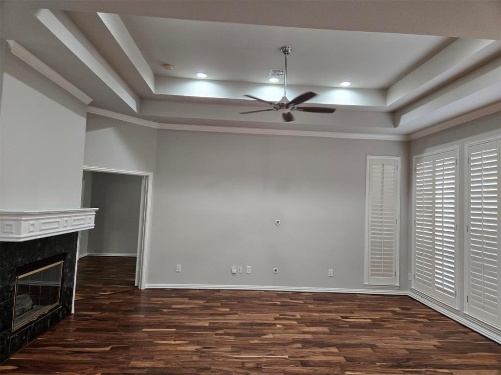 7700 Heather Ridge Ct - Photo 5 of 21