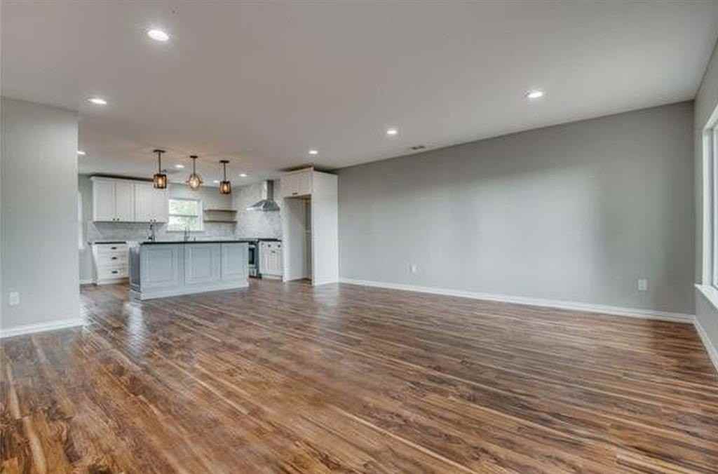 303 E Monte Carlo Blvd - Photo 3 of 6