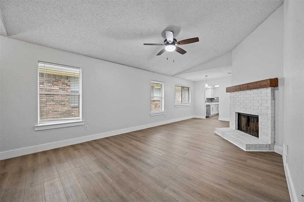 4917 Geddes Ave - Photo 4 of 19