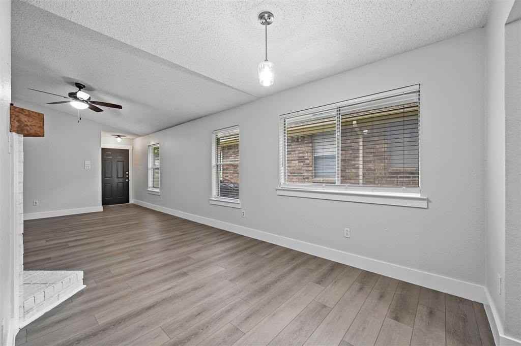 4917 Geddes Ave - Photo 5 of 19