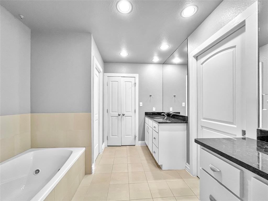 4012 Dillard Ct - Photo 6 of 15