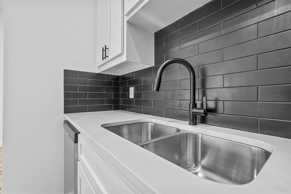 3412 Marshall Street #A - Photo 5 of 18