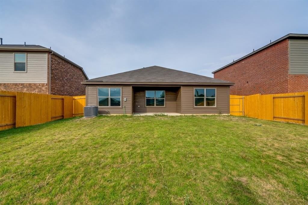 232 Micah Lane - Photo 3 of 32