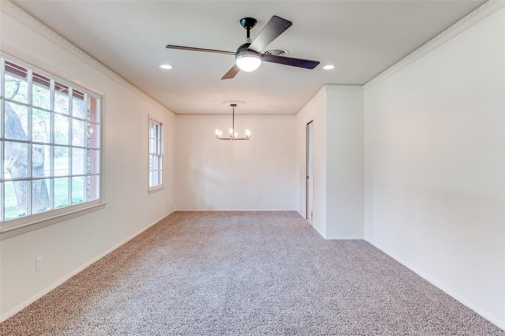 6809 Yolanda Dr - Photo 5 of 22