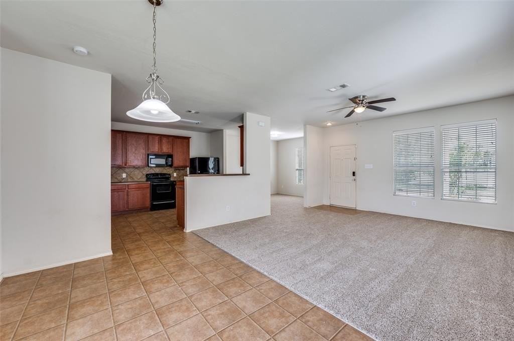 9137 Waterman Drive - Photo 4 of 24