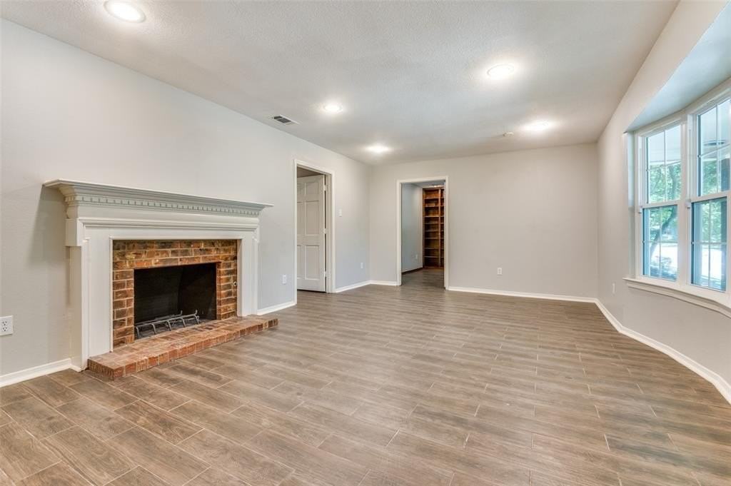 2711 Lincoln Dr - Photo 3 of 36