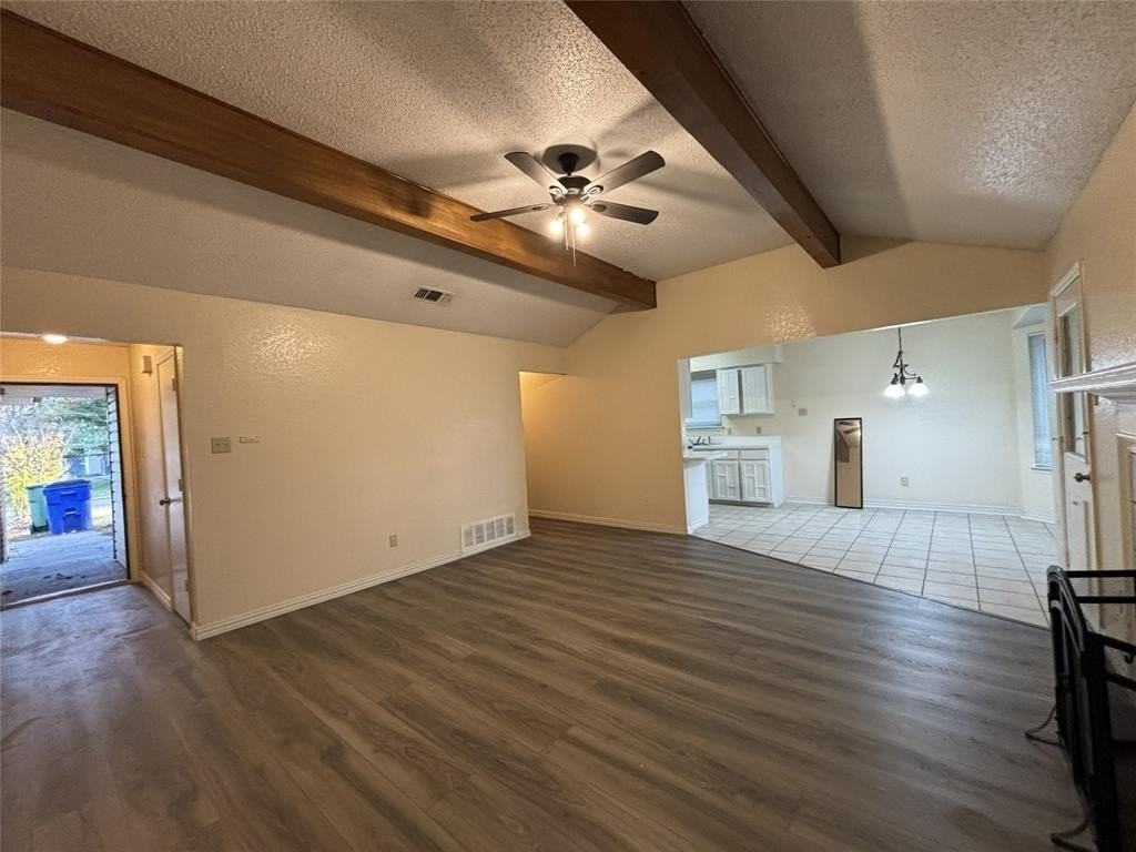 607 Sherman Dr - Photo 5 of 23