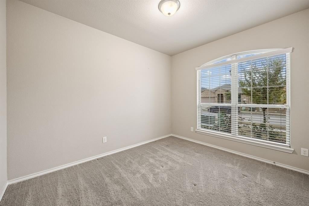 10321 Burtrum Drive - Photo 4 of 33