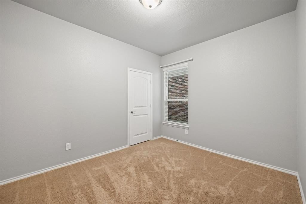 10321 Burtrum Drive - Photo 7 of 33